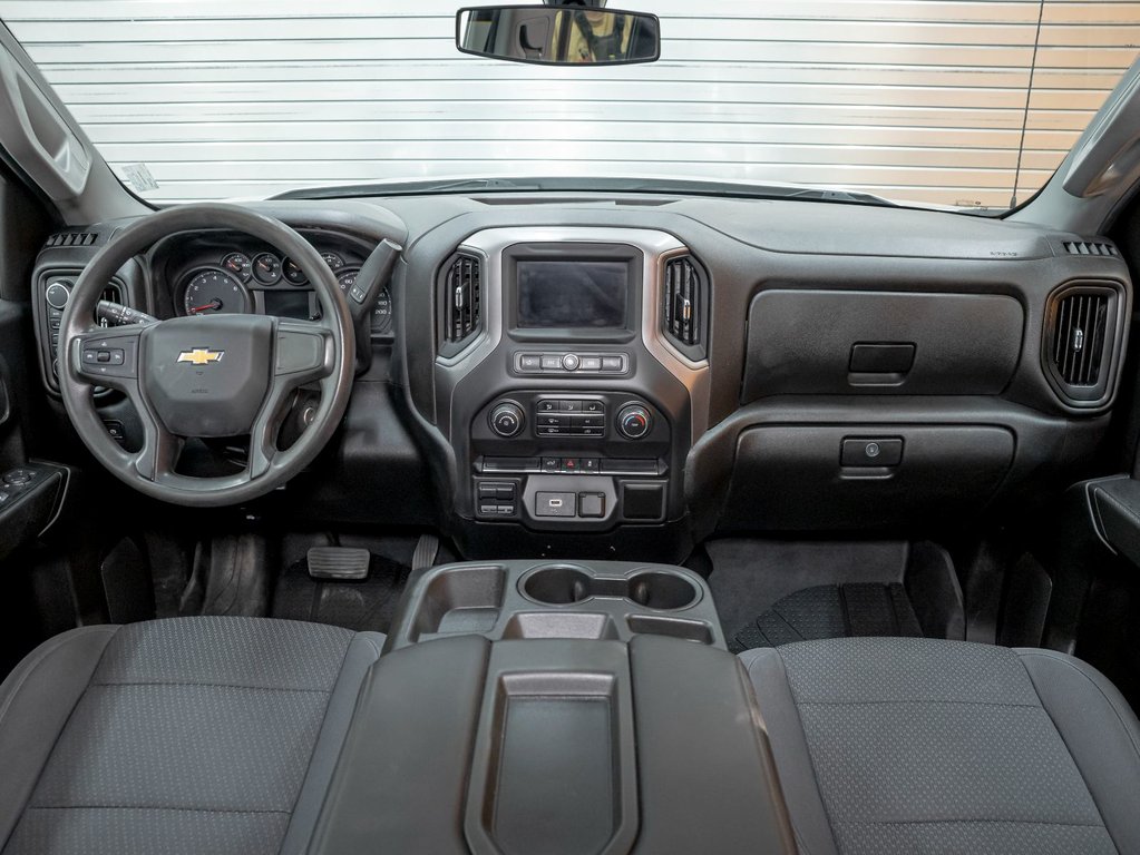 2020 Chevrolet Silverado 1500 in St-Jérôme, Quebec - 10 - w1024h768px