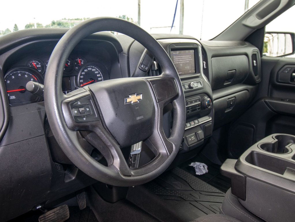 Chevrolet Silverado 1500  2021 à St-Jérôme, Québec - 3 - w1024h768px