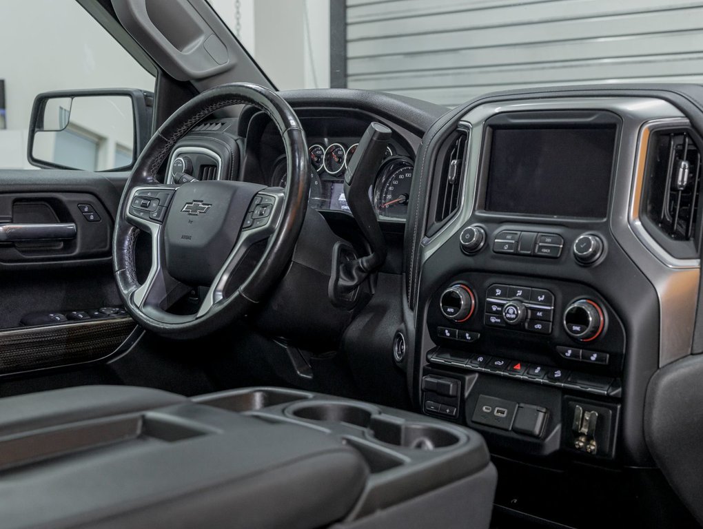 Chevrolet Silverado 1500  2021 à St-Jérôme, Québec - 30 - w1024h768px