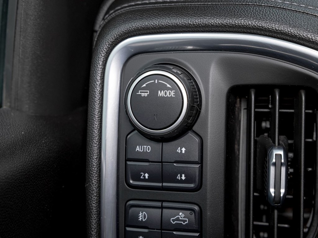 2021 Chevrolet Silverado 1500 in St-Jérôme, Quebec - 23 - w1024h768px