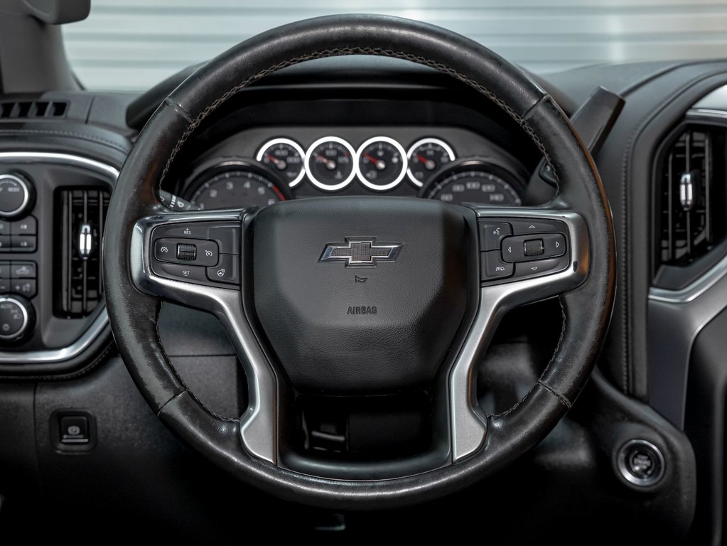 2021 Chevrolet Silverado 1500 in St-Jérôme, Quebec - 12 - w1024h768px