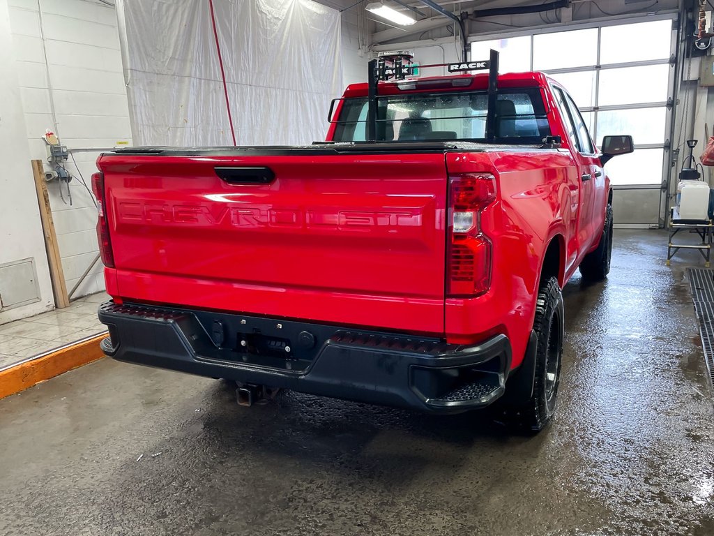 2021 Chevrolet Silverado 1500 in St-Jérôme, Quebec - 8 - w1024h768px