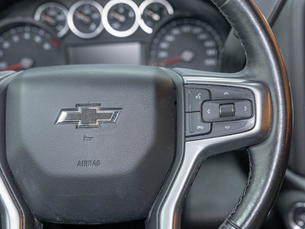 Chevrolet Silverado 1500  2021 à St-Jérôme, Québec - 15 - w1024h768px