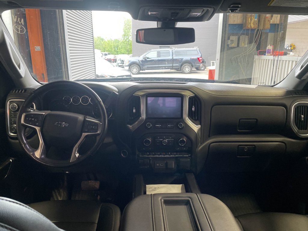 2021 Chevrolet Silverado 1500 in St-Jérôme, Quebec - 10 - w1024h768px