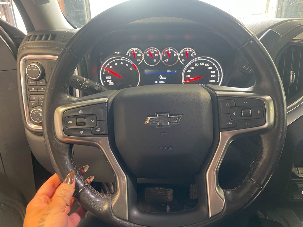 2021 Chevrolet Silverado 1500 in St-Jérôme, Quebec - 13 - w1024h768px