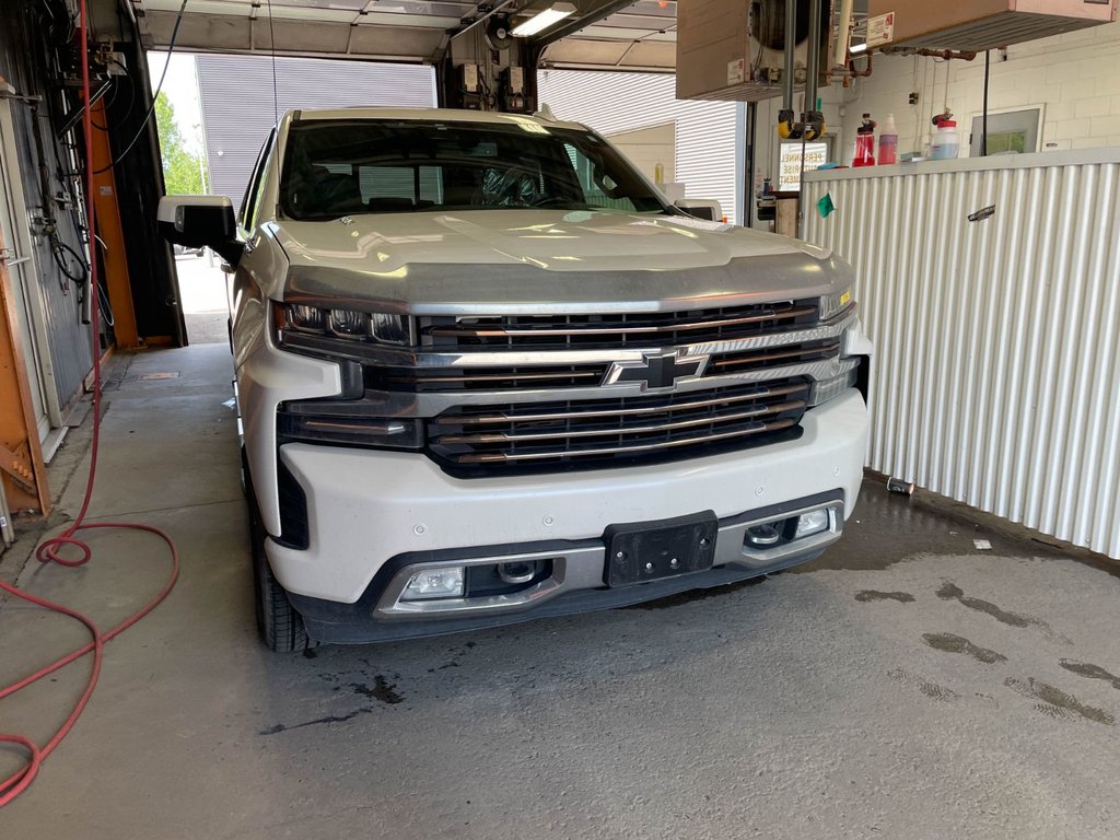 2021 Chevrolet Silverado 1500 in St-Jérôme, Quebec - 12 - w1024h768px