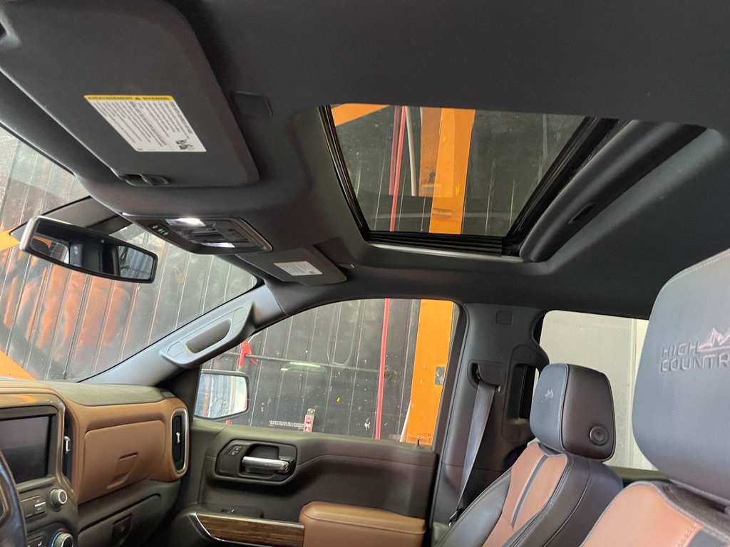 2021 Chevrolet Silverado 1500 in St-Jérôme, Quebec - 3 - w1024h768px