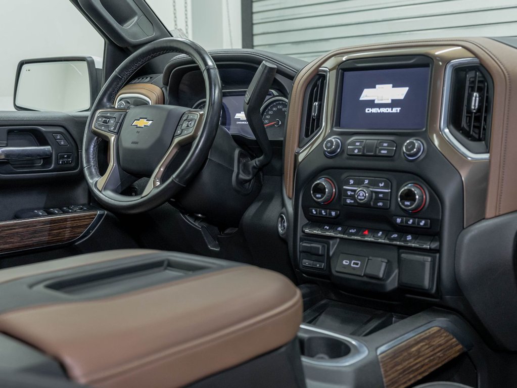 Chevrolet Silverado 1500  2021 à St-Jérôme, Québec - 32 - w1024h768px