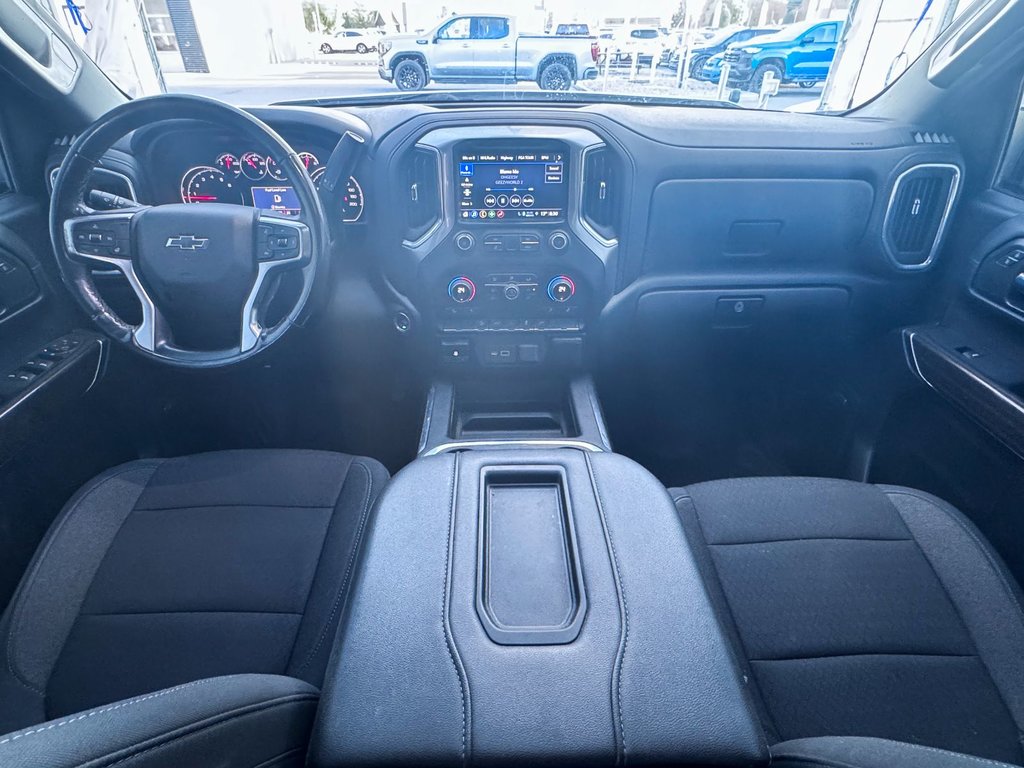 2022 Chevrolet Silverado 1500 in St-Jérôme, Quebec - 12 - w1024h768px