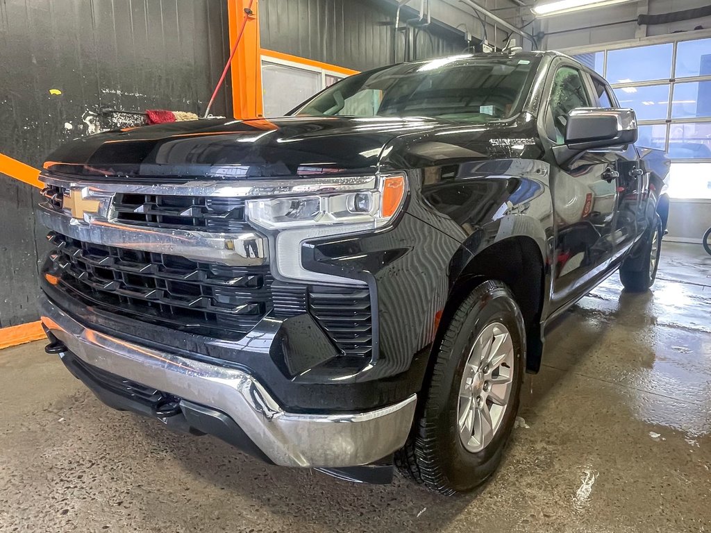 2022 Chevrolet Silverado 1500 in St-Jérôme, Quebec - 1 - w1024h768px