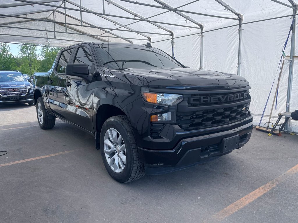 2022 Chevrolet Silverado 1500 in St-Jérôme, Quebec - 9 - w1024h768px