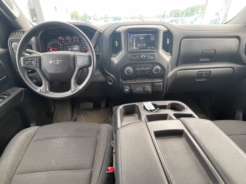 2022 Chevrolet Silverado 1500 in St-Jérôme, Quebec - 10 - w1024h768px