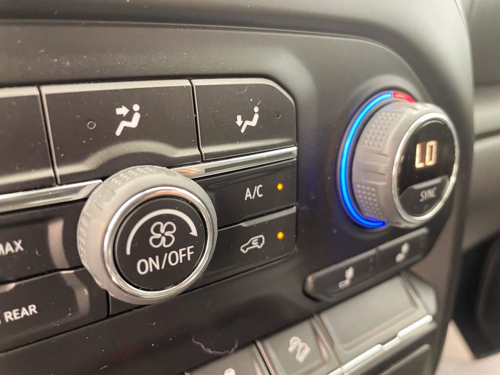 2022 Chevrolet Silverado 1500 in St-Jérôme, Quebec - 16 - w1024h768px