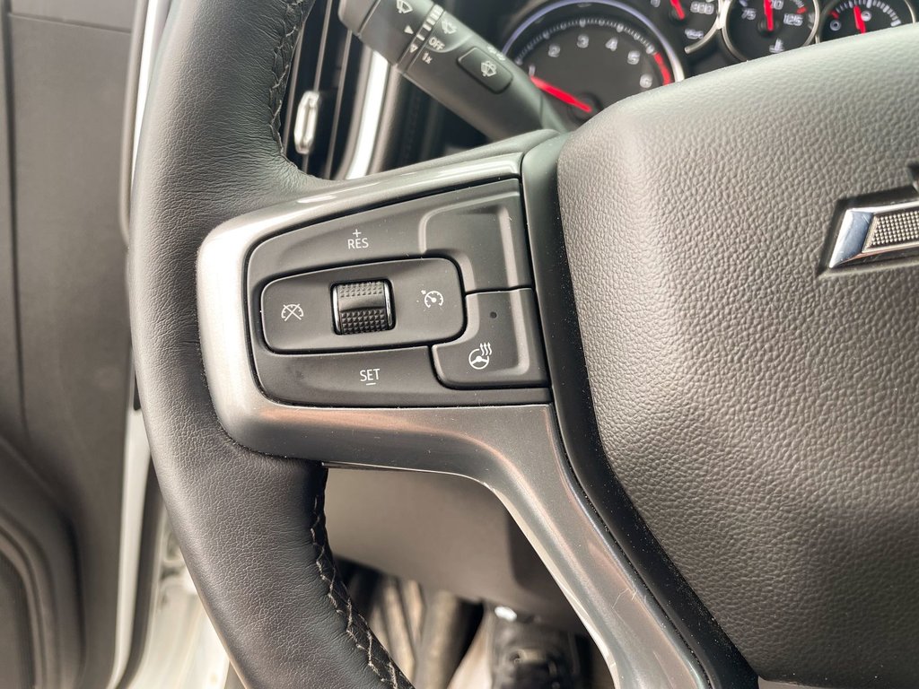 2022 Chevrolet Silverado 1500 in St-Jérôme, Quebec - 13 - w1024h768px