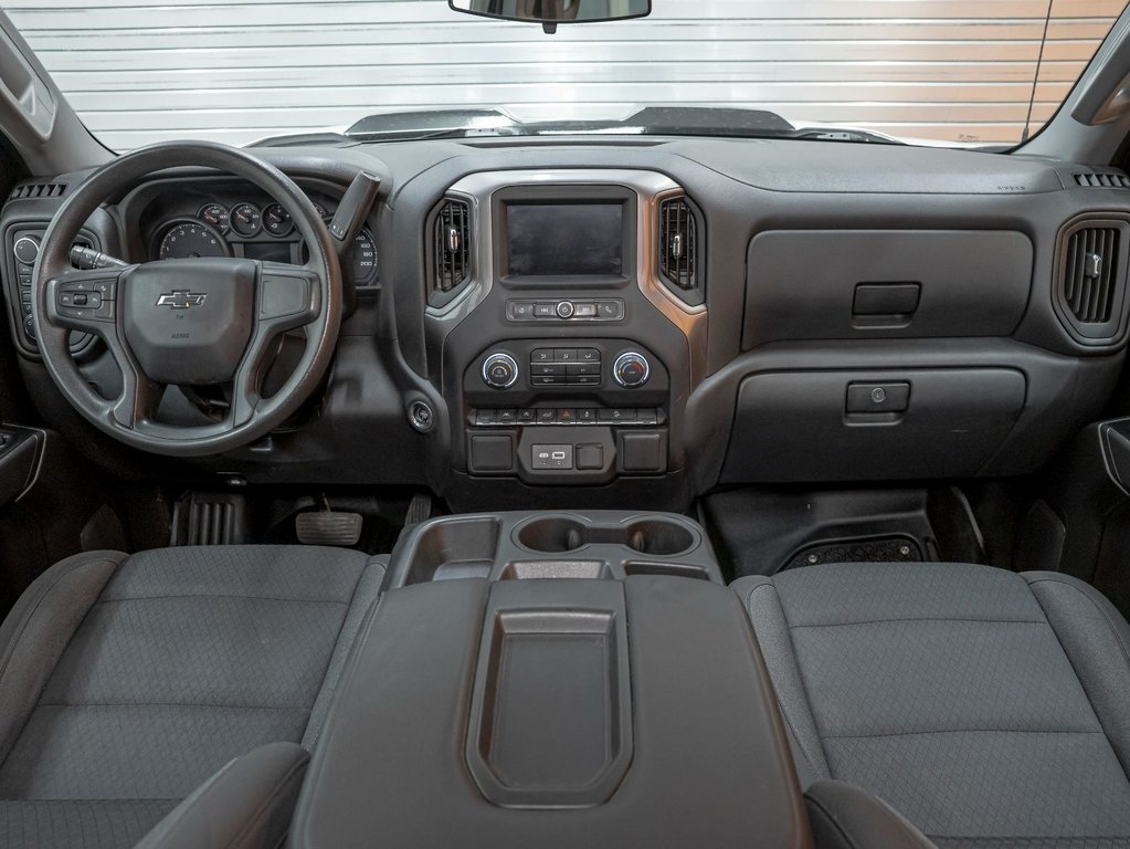 Chevrolet Silverado 1500  2022 à St-Jérôme, Québec - 11 - w1024h768px