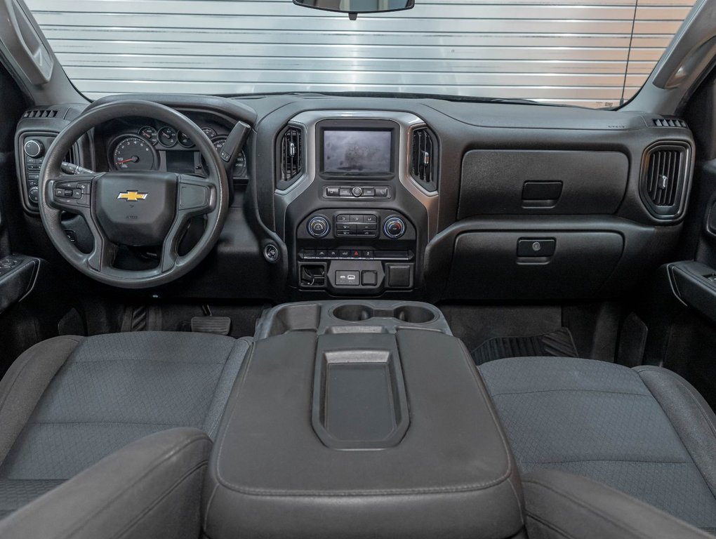 2022 Chevrolet Silverado 1500 in St-Jérôme, Quebec - 11 - w1024h768px