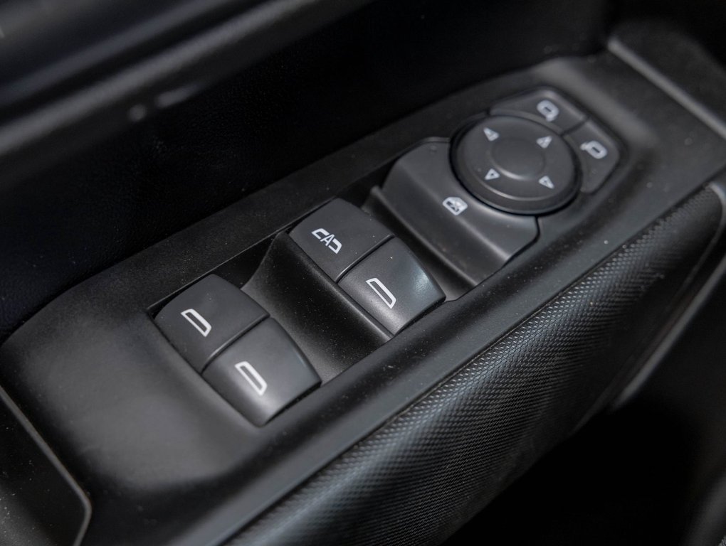 2022 Chevrolet Silverado 1500 in St-Jérôme, Quebec - 24 - w1024h768px