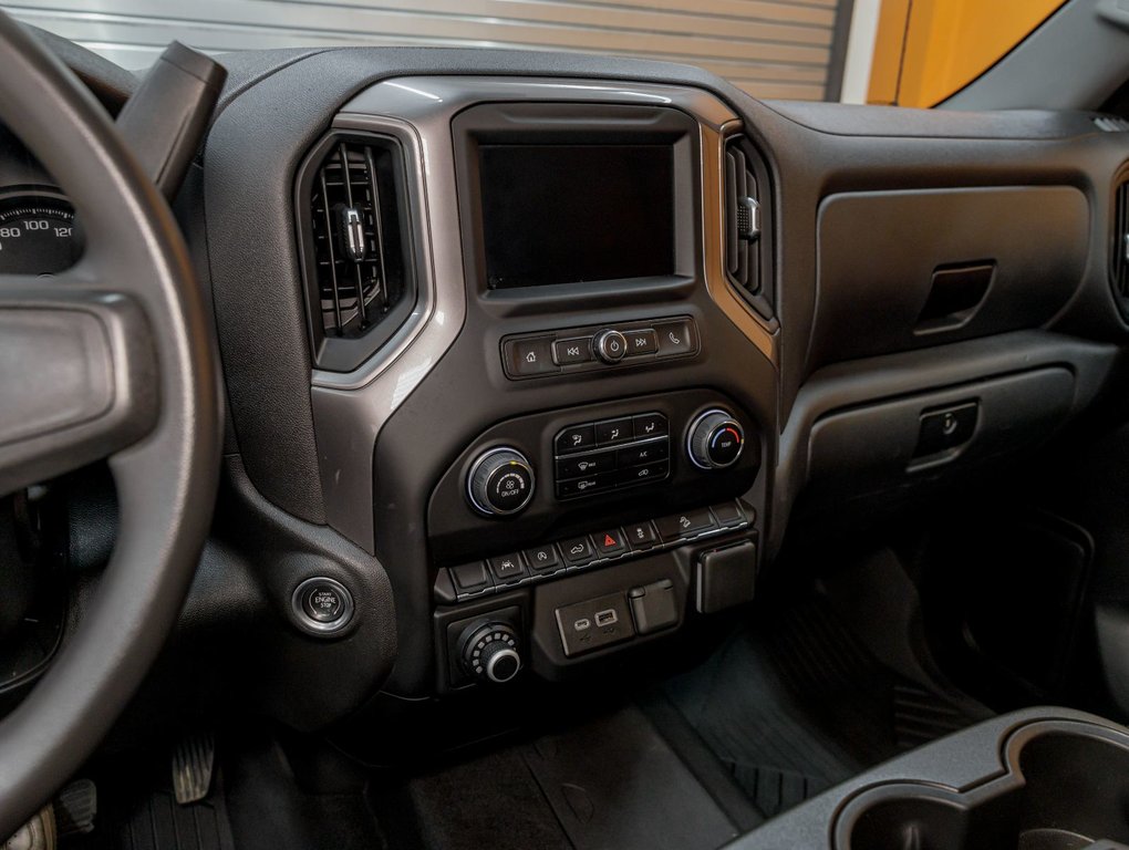Chevrolet Silverado 1500  2022 à St-Jérôme, Québec - 20 - w1024h768px