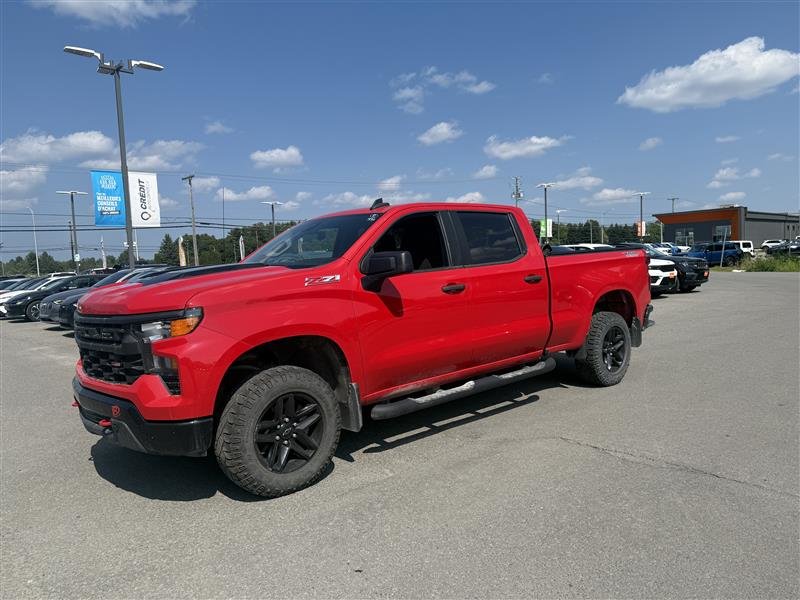 Chevrolet Silverado 1500  2022 à St-Jérôme, Québec - 1 - w1024h768px