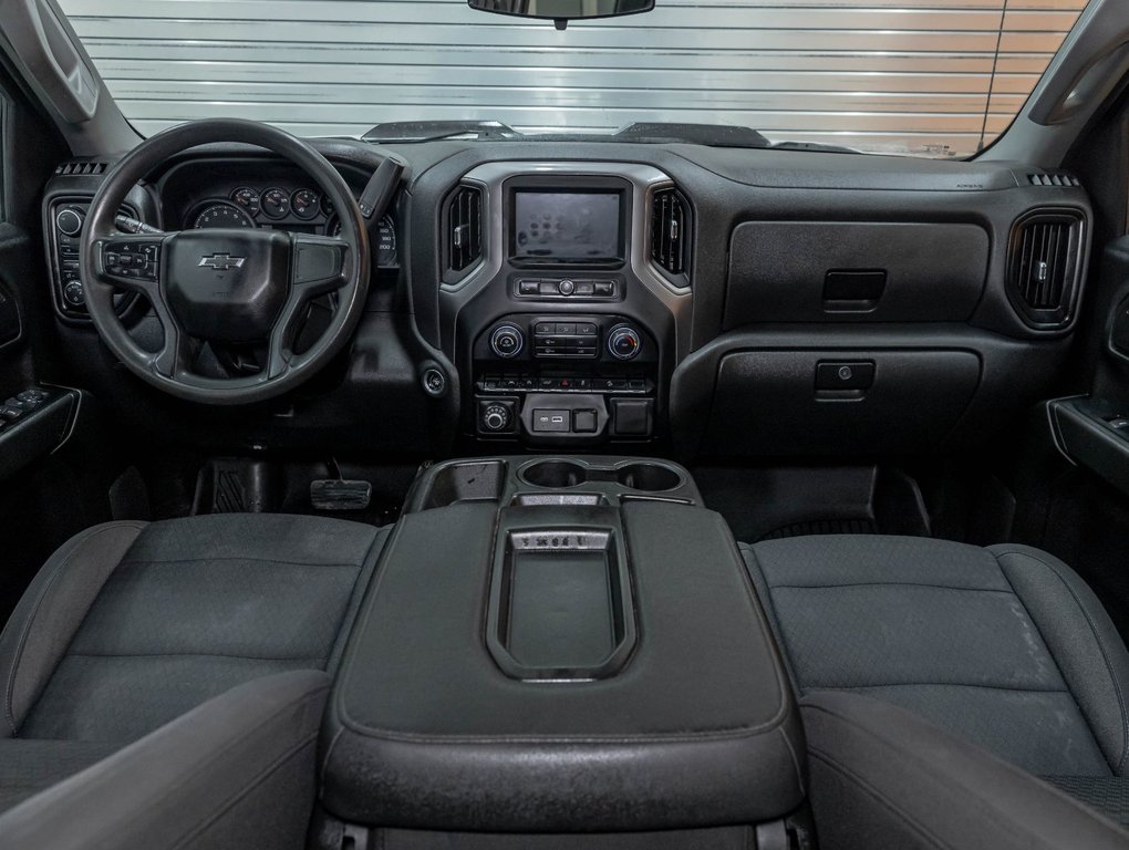 Chevrolet Silverado 1500  2022 à St-Jérôme, Québec - 11 - w1024h768px