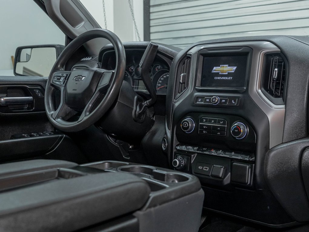 Chevrolet Silverado 1500  2022 à St-Jérôme, Québec - 27 - w1024h768px