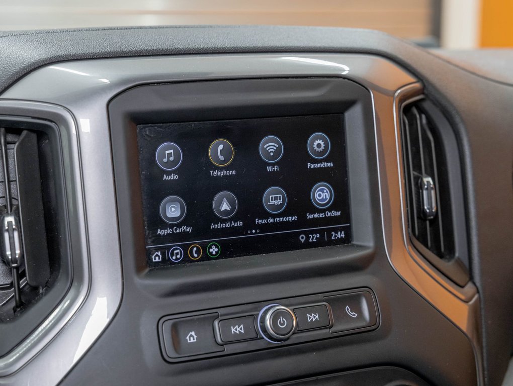 2022 Chevrolet Silverado 1500 in St-Jérôme, Quebec - 15 - w1024h768px