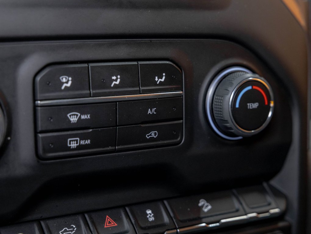 2022 Chevrolet Silverado 1500 in St-Jérôme, Quebec - 18 - w1024h768px
