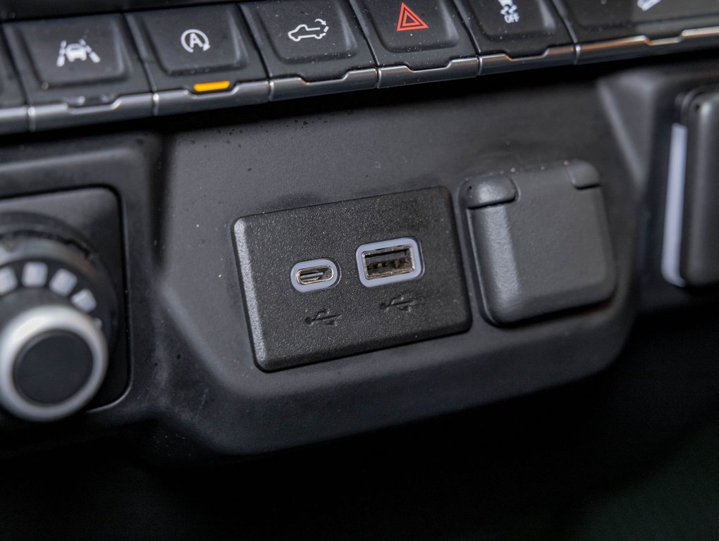 2022 Chevrolet Silverado 1500 in St-Jérôme, Quebec - 21 - w1024h768px