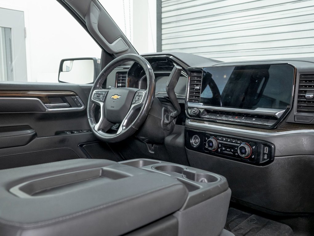 2022 Chevrolet Silverado 1500 in St-Jérôme, Quebec - 28 - w1024h768px