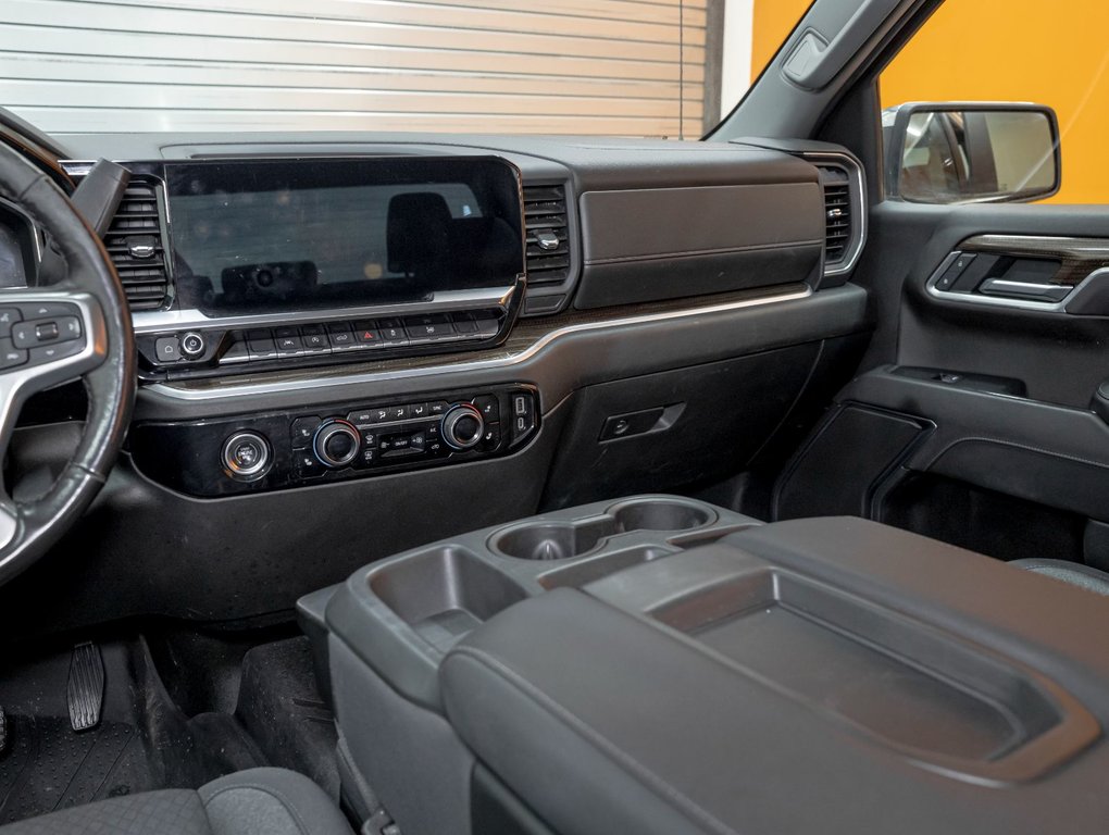 2022 Chevrolet Silverado 1500 in St-Jérôme, Quebec - 20 - w1024h768px