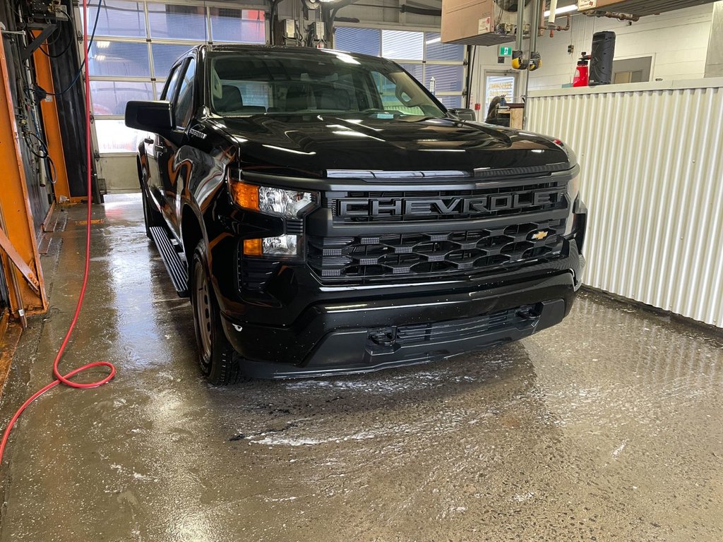 Chevrolet Silverado 1500  2022 à St-Jérôme, Québec - 9 - w1024h768px