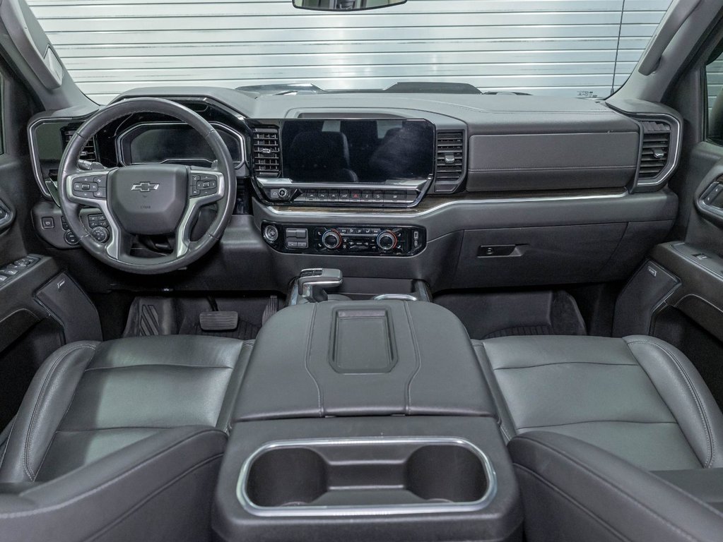 Chevrolet Silverado 1500  2022 à St-Jérôme, Québec - 11 - w1024h768px