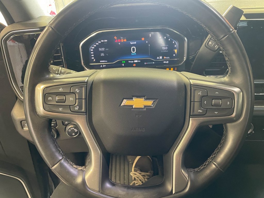 2023 Chevrolet Silverado 1500 in St-Jérôme, Quebec - 14 - w1024h768px