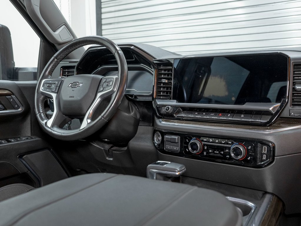 2023 Chevrolet Silverado 1500 in St-Jérôme, Quebec - 31 - w1024h768px