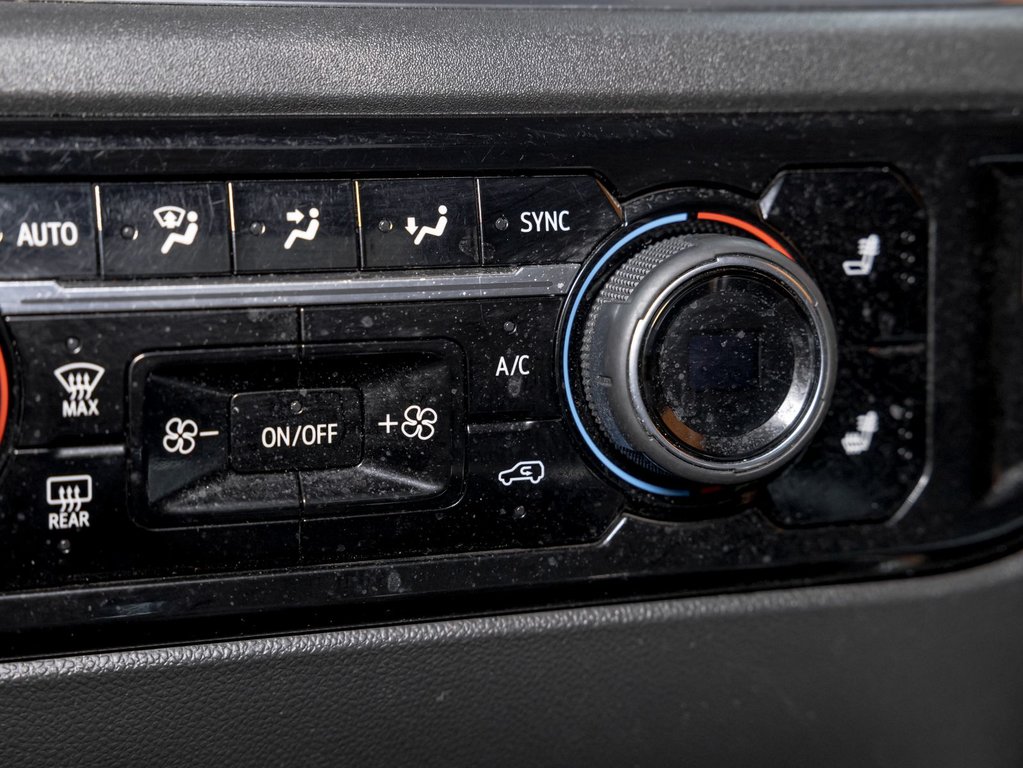 2023 Chevrolet Silverado 1500 in St-Jérôme, Quebec - 21 - w1024h768px