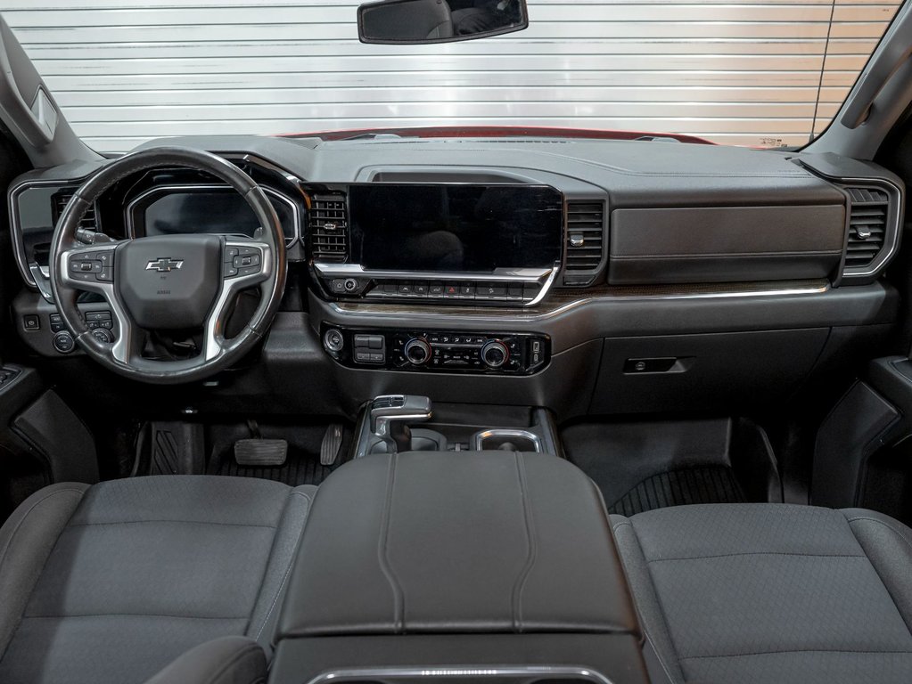 2023 Chevrolet Silverado 1500 in St-Jérôme, Quebec - 11 - w1024h768px