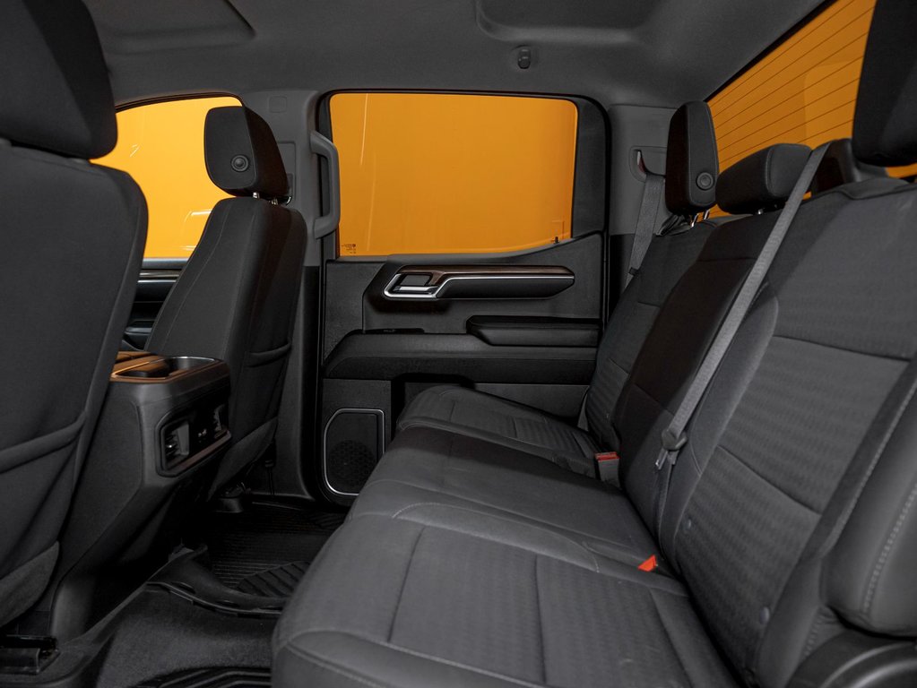 2023 Chevrolet Silverado 1500 in St-Jérôme, Quebec - 32 - w1024h768px