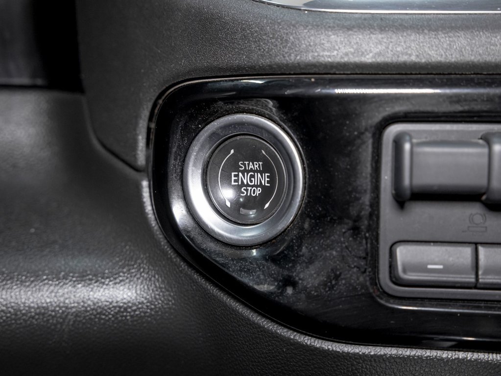 2023 Chevrolet Silverado 1500 in St-Jérôme, Quebec - 30 - w1024h768px