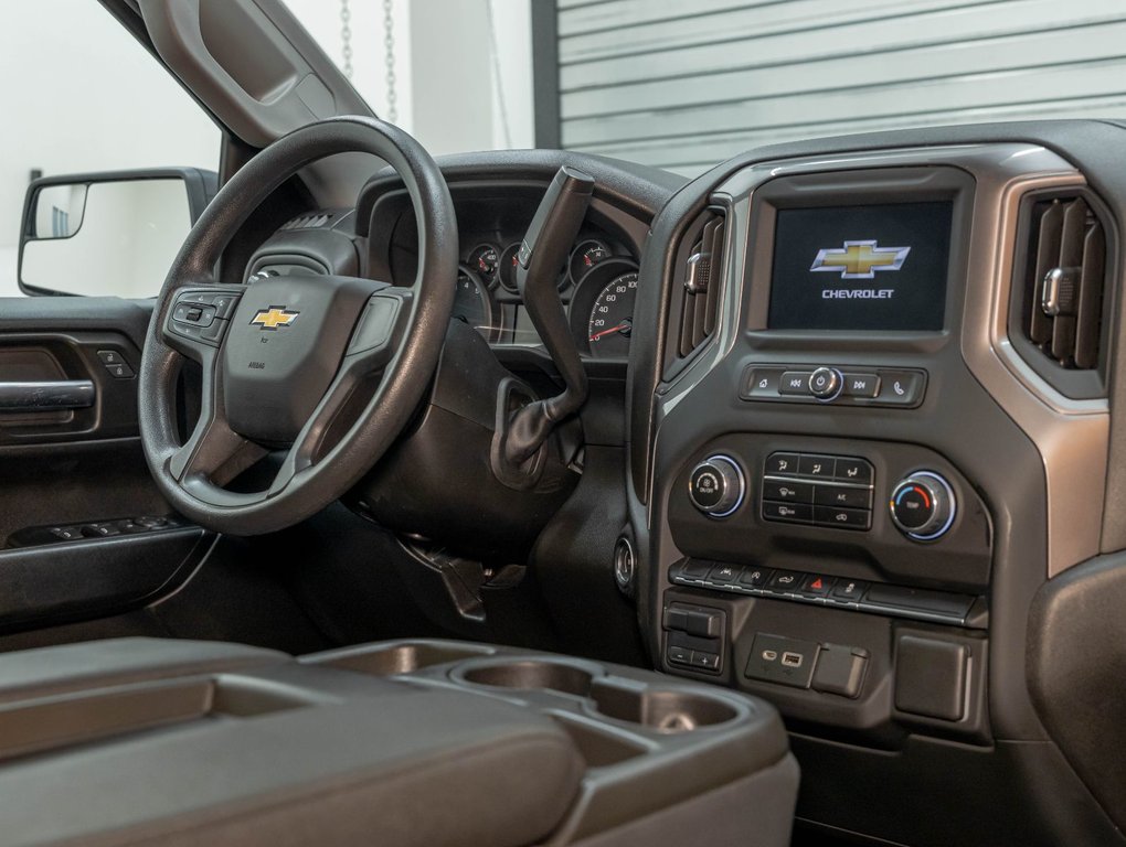 2023 Chevrolet Silverado 1500 in St-Jérôme, Quebec - 27 - w1024h768px