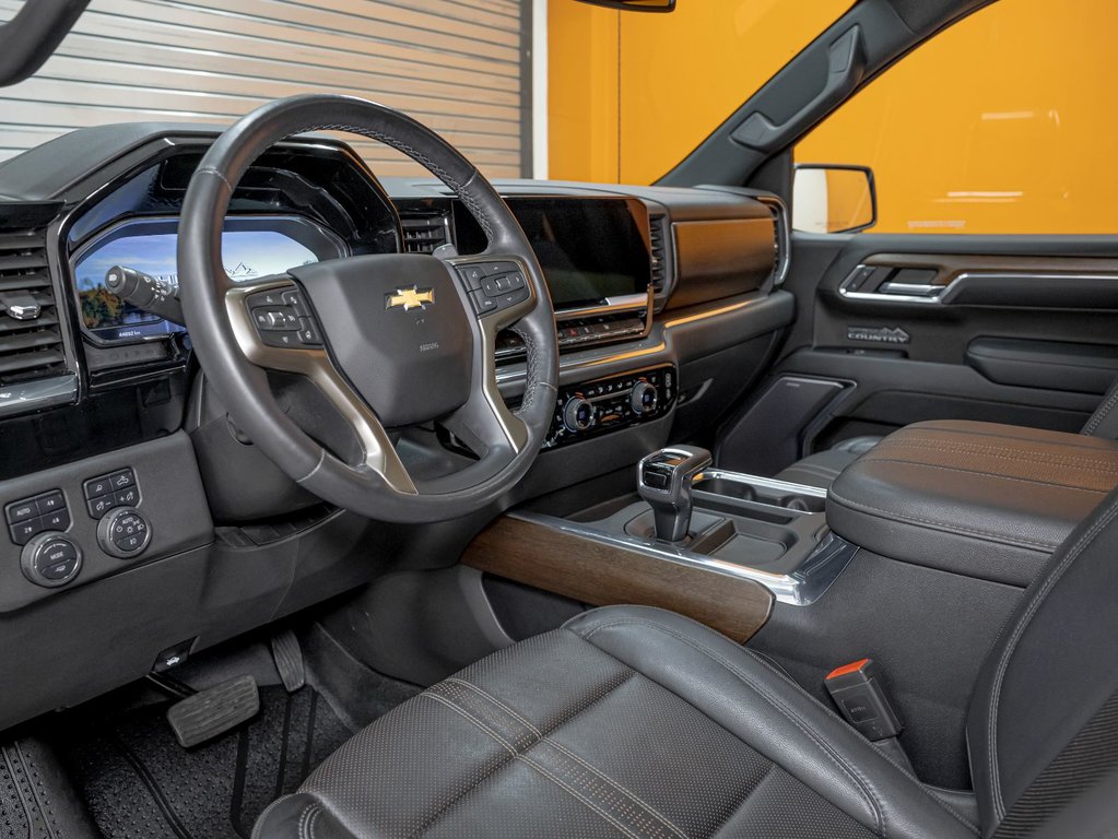 Chevrolet Silverado 1500  2023 à St-Jérôme, Québec - 2 - w1024h768px