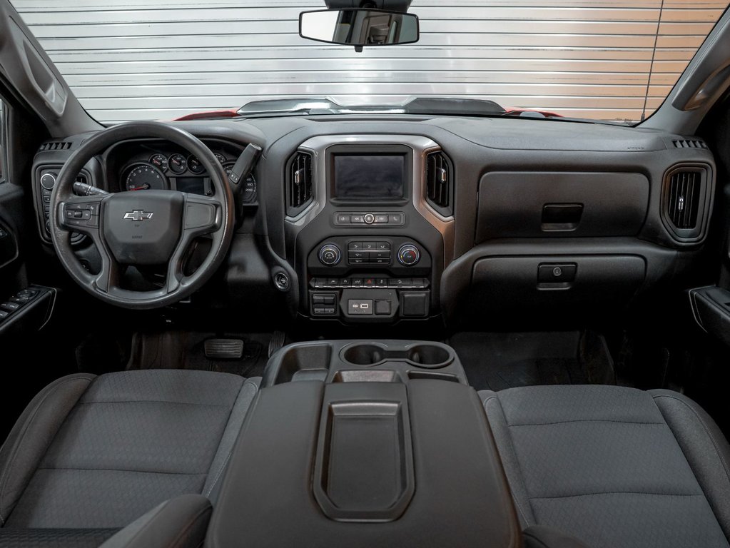 2023 Chevrolet Silverado 1500 in St-Jérôme, Quebec - 11 - w1024h768px