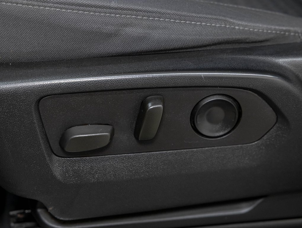 Chevrolet Silverado 1500  2023 à St-Jérôme, Québec - 29 - w1024h768px