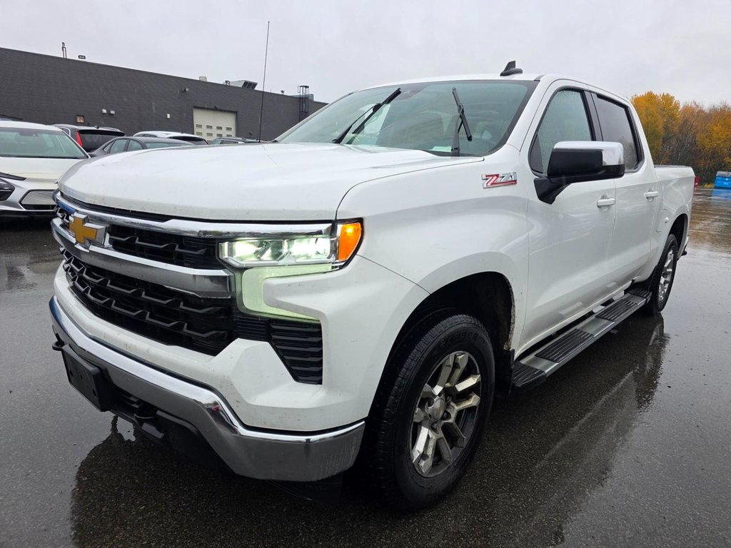 Chevrolet Silverado 1500  2023 à St-Jérôme, Québec - 1 - w1024h768px