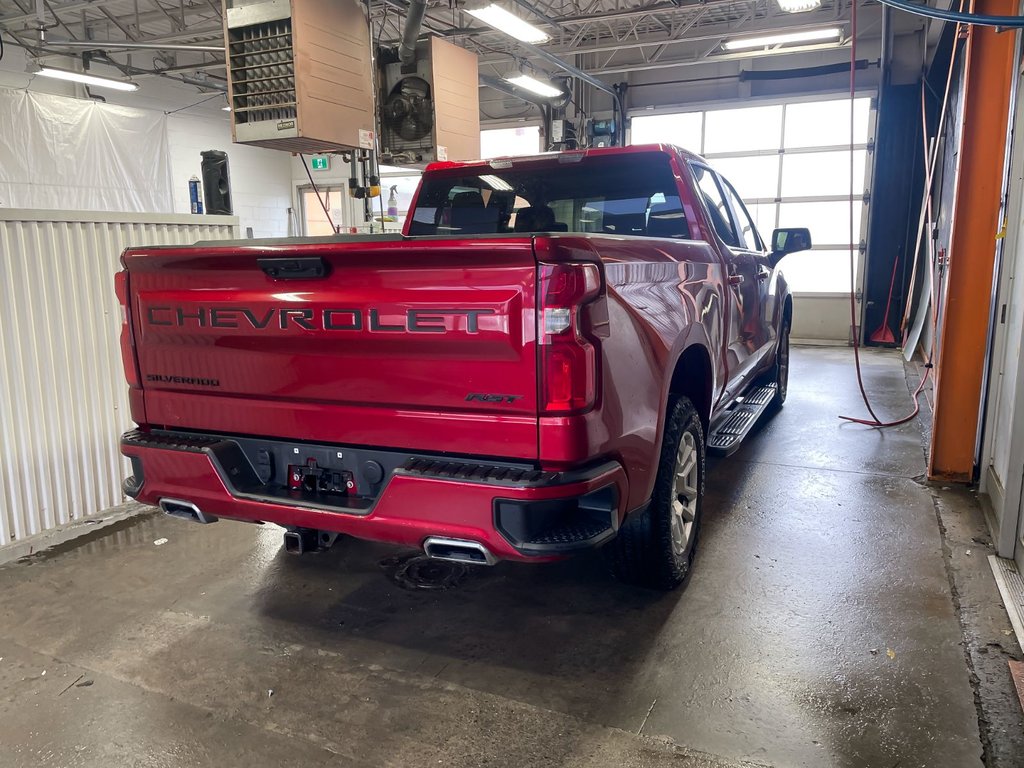 Chevrolet Silverado 1500  2023 à St-Jérôme, Québec - 9 - w1024h768px