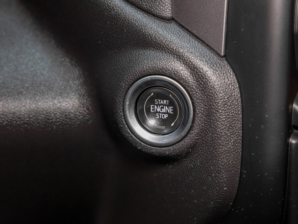 2023 Chevrolet Silverado 1500 in St-Jérôme, Quebec - 27 - w1024h768px