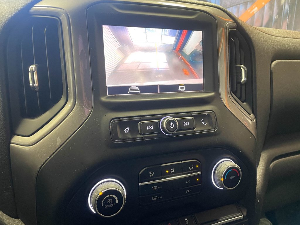 2023 Chevrolet Silverado 1500 in St-Jérôme, Quebec - 12 - w1024h768px