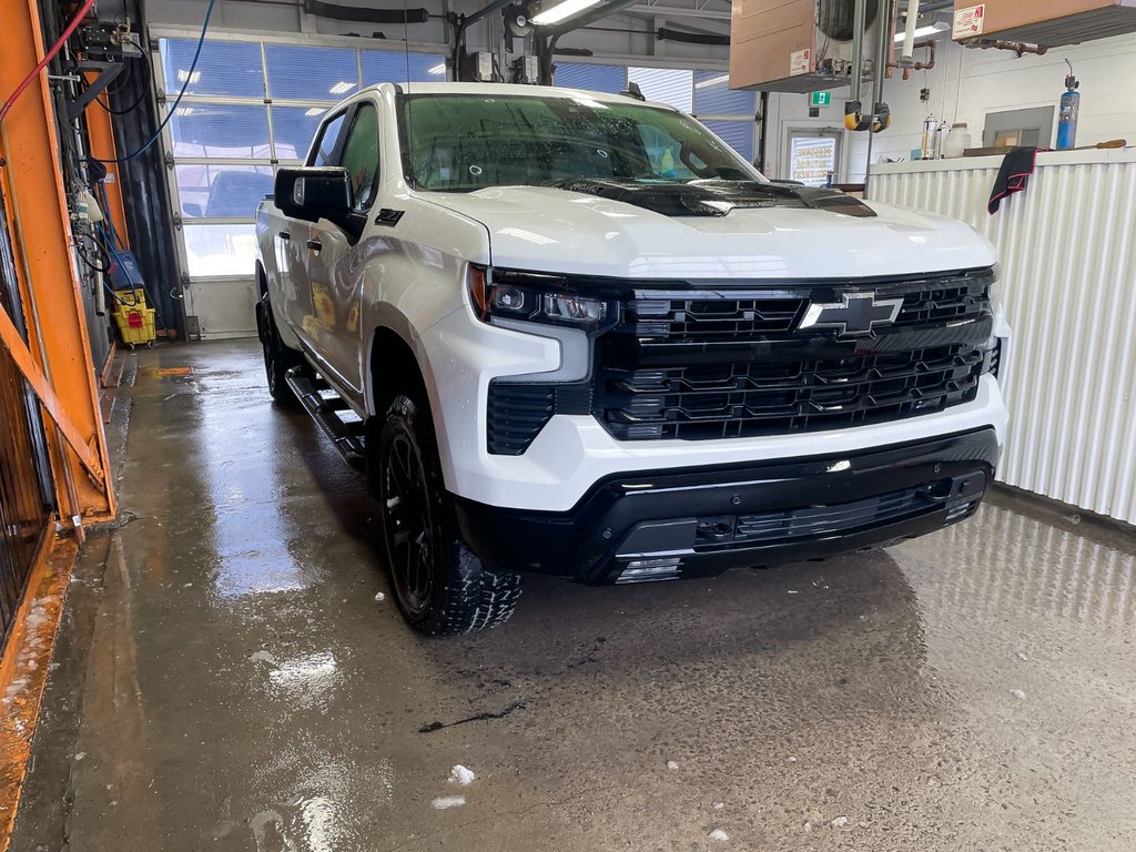 Chevrolet Silverado 1500  2024 à St-Jérôme, Québec - 10 - w1024h768px