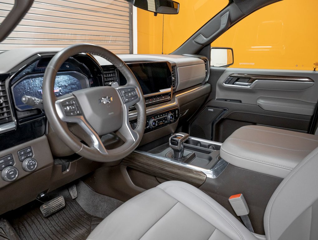 2024 Chevrolet Silverado 1500 in St-Jérôme, Quebec - 2 - w1024h768px