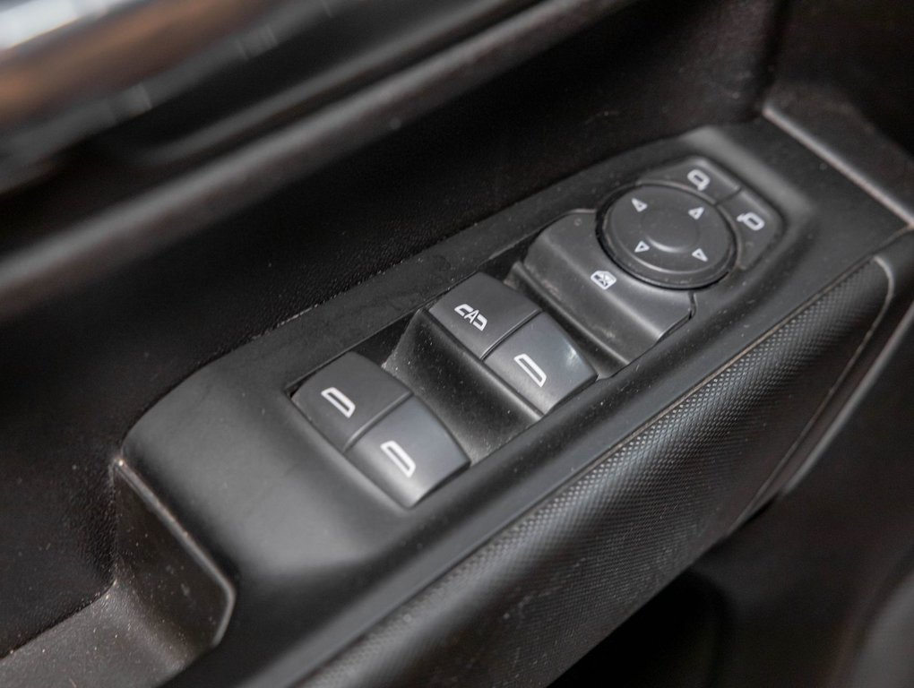 2024 Chevrolet Silverado 1500 in St-Jérôme, Quebec - 29 - w1024h768px