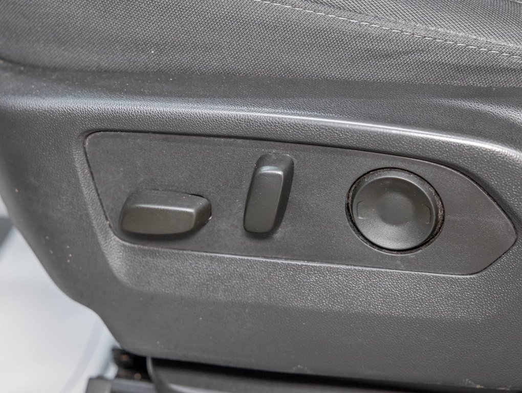 2024 Chevrolet Silverado 1500 in St-Jérôme, Quebec - 28 - w1024h768px